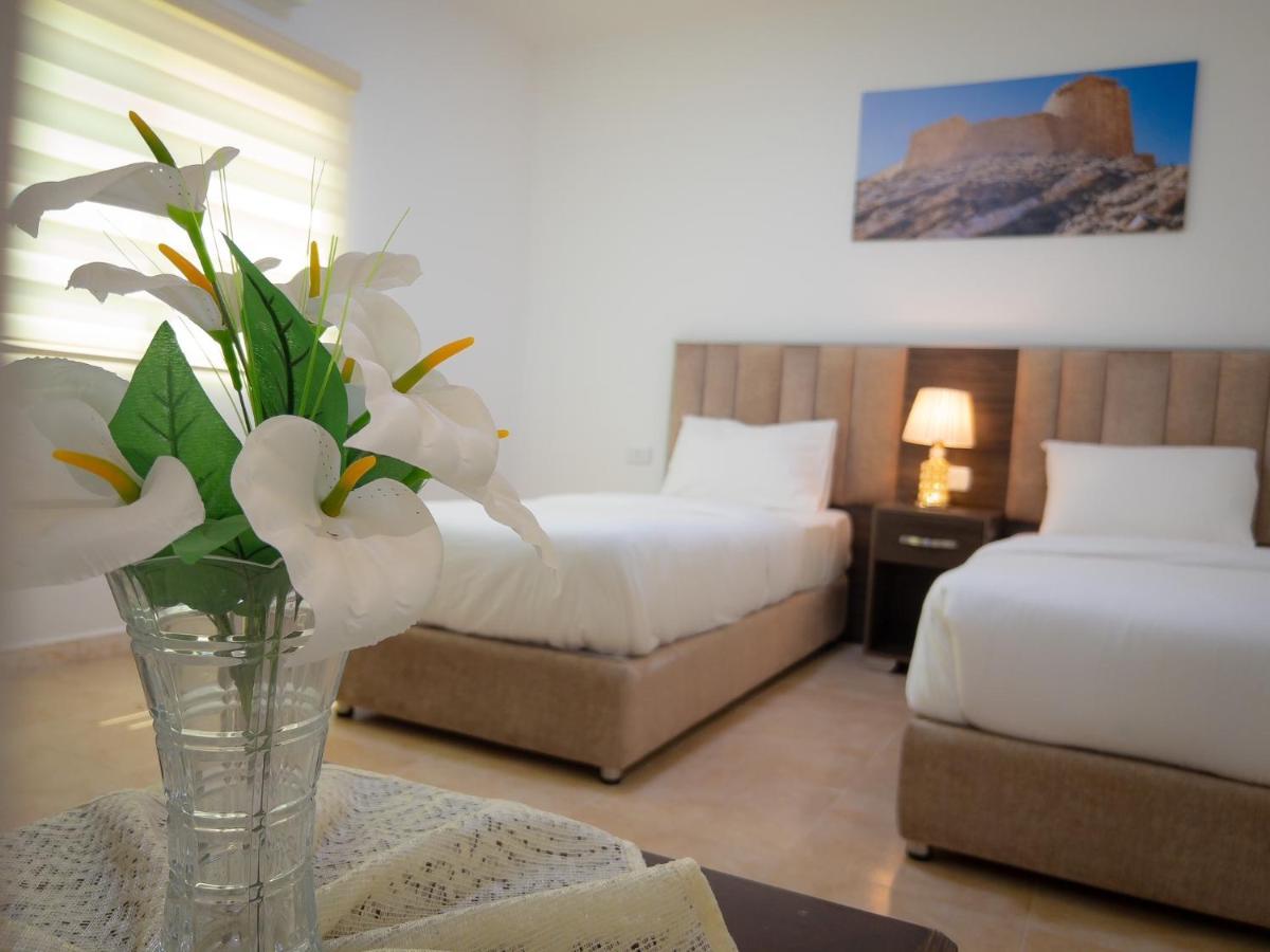 Petra Jewel Luxury Hotel Wadi Musa Exterior foto